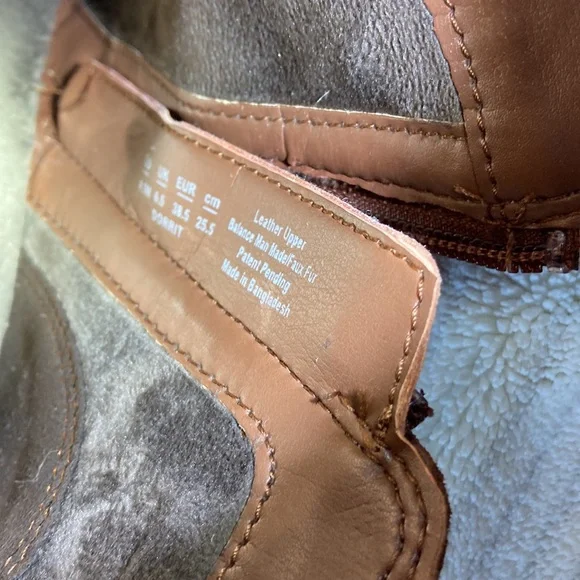 Comfy Naturalizer waterproof booties. Worn twice. Great condition. - Picture 6 of 9